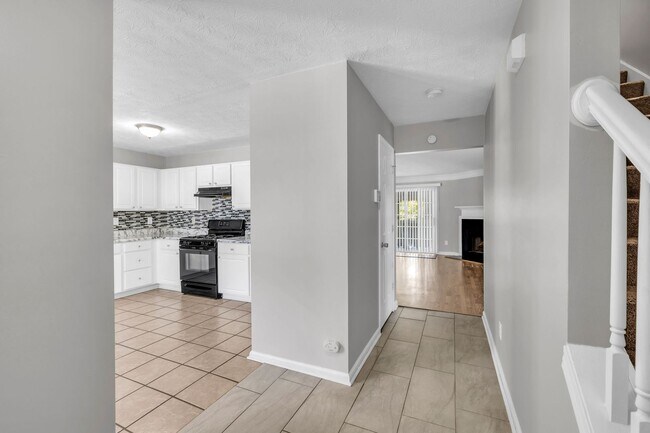 Foto del edificio - 3061 Majestic Park Ct