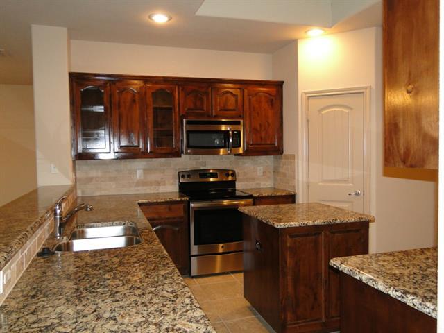 Foto del edificio - 4425 Hidden Meadows Trail