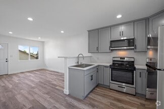 Building Photo - 1308 N Mulberry St