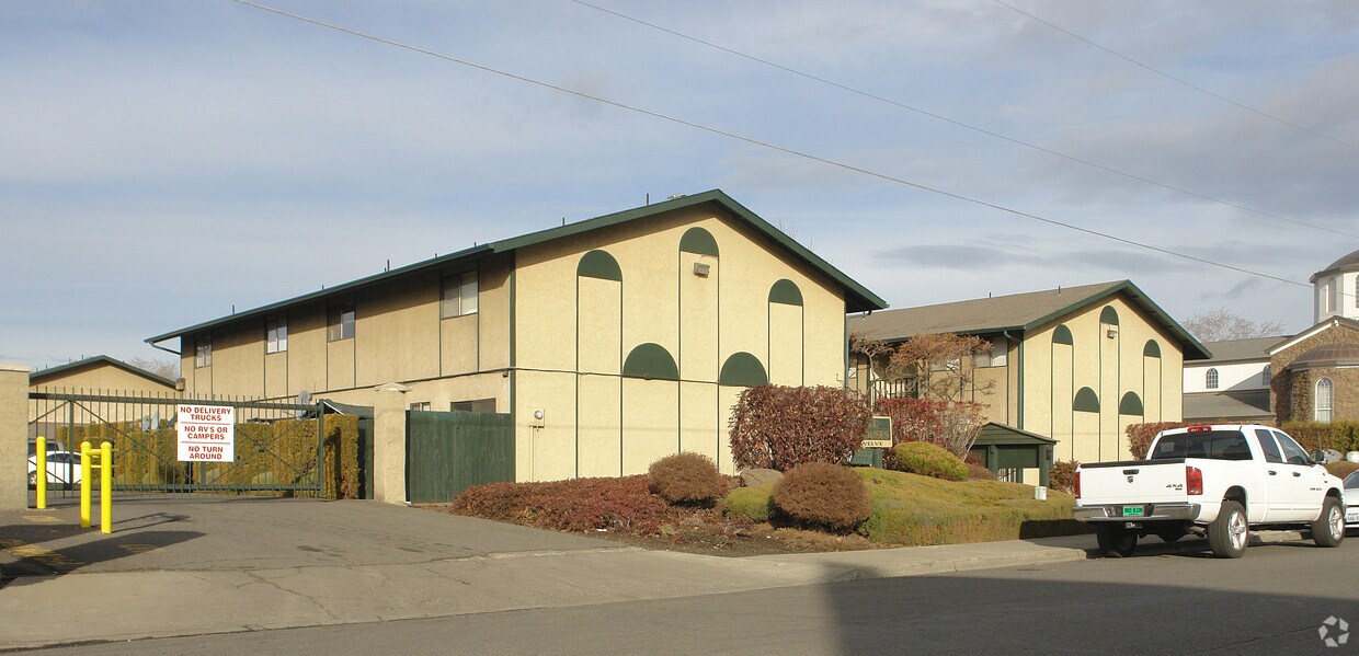 Foto principal - 1012 Cornell Ave