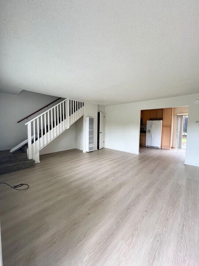 Foto del edificio - Charming 2 Story Soquel Condo