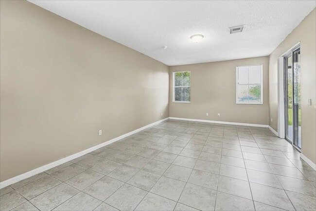 Building Photo - 1921 NW 184th Way