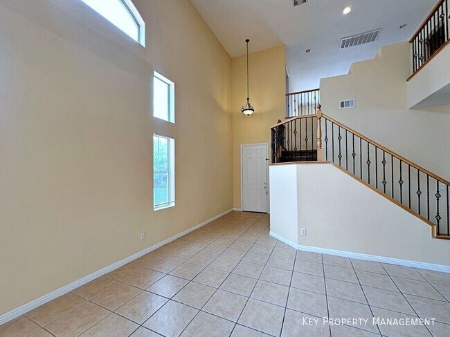 Building Photo - 9057 Spinning Wheel Ave