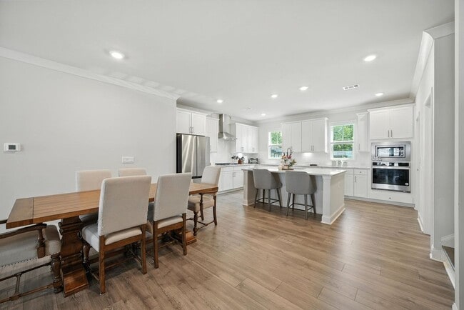 Foto del edificio - 3411 Swallowtail Ter