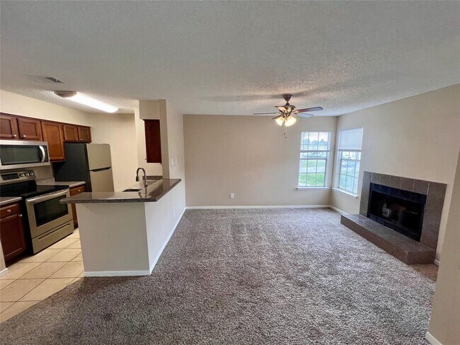 Building Photo - 25144 Budde Rd