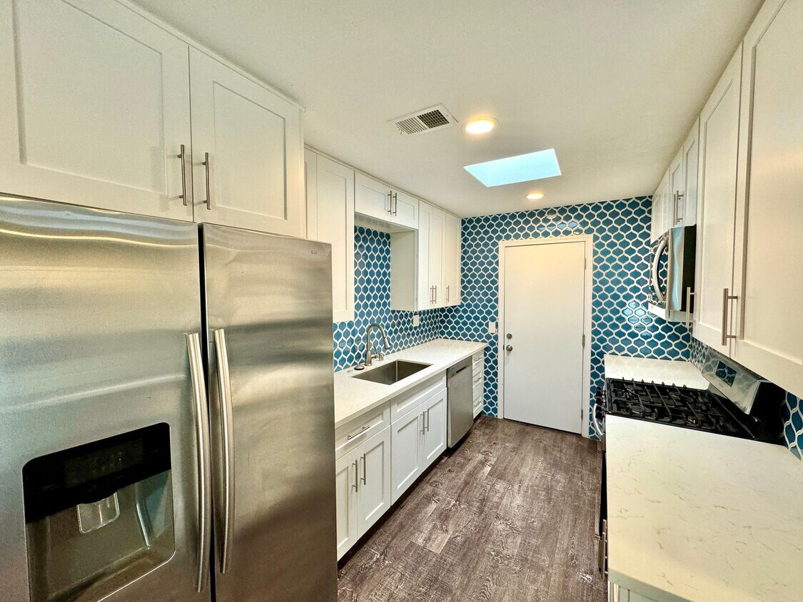 Primary Photo - Great 4B/2BA House in Oceanside!