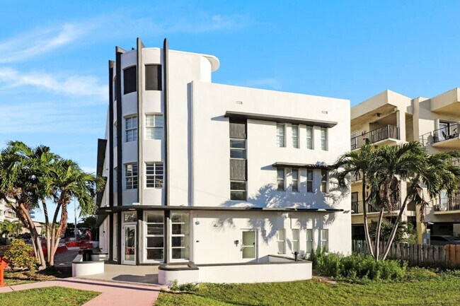 Foto del edificio - 4025 Indian Creek Dr