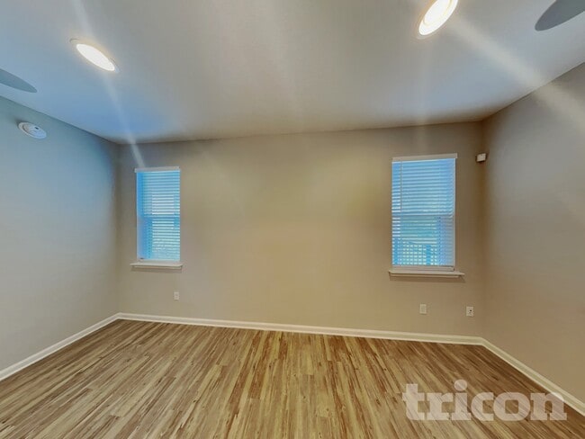 Foto del edificio - 2862 Alpin Dr