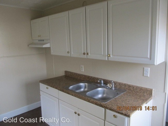 Building Photo - 2 br, 1 bath House - 1617 Leo St