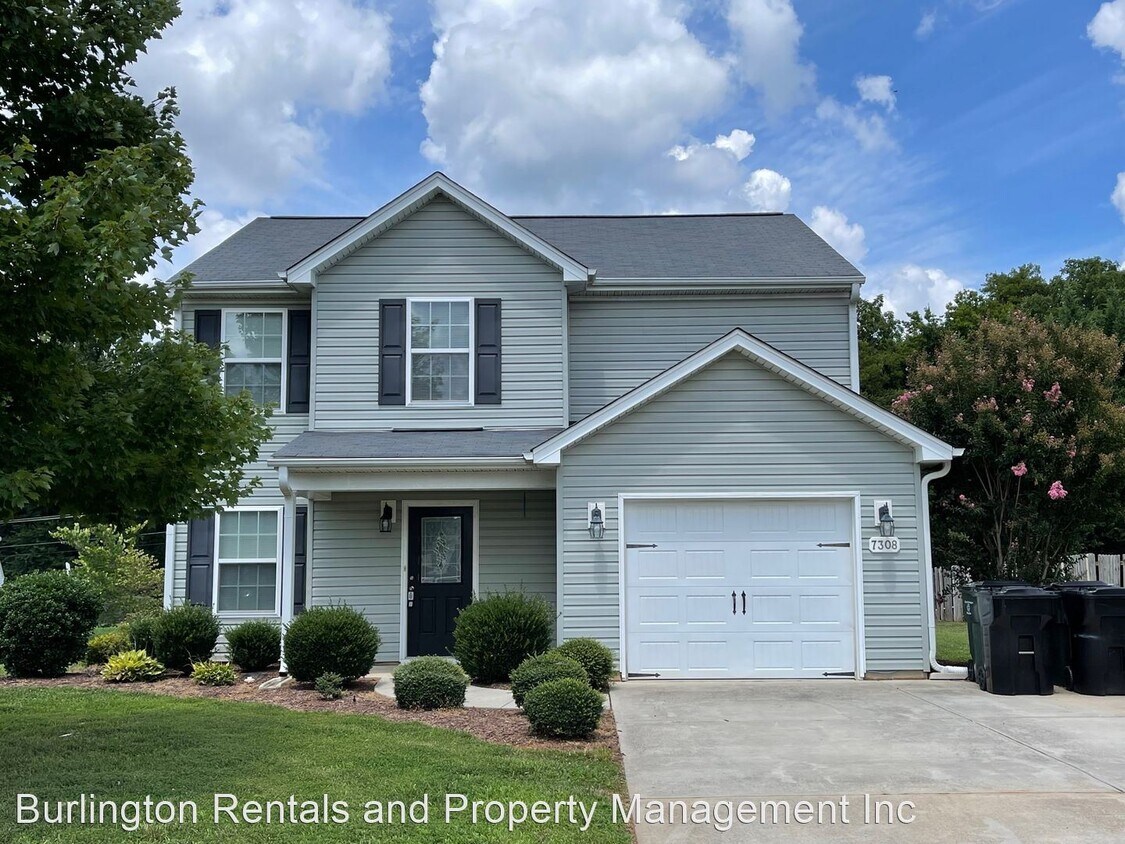 3 br, 2.5 bath House 7308 Green Park Trail House Rental in Whitsett