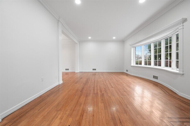Foto del edificio - 600 Oceanpoint Ave