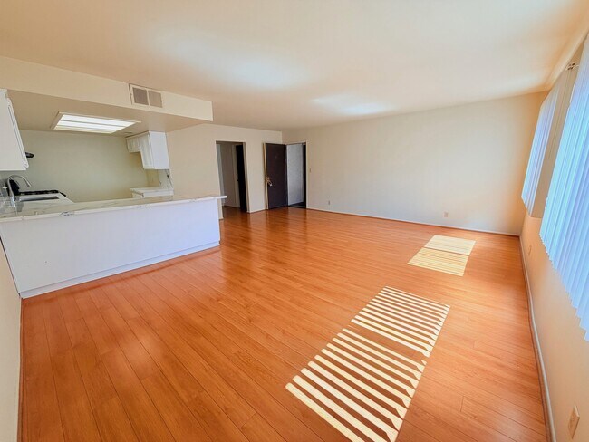 Foto del edificio - 421 N Kenneth Rd