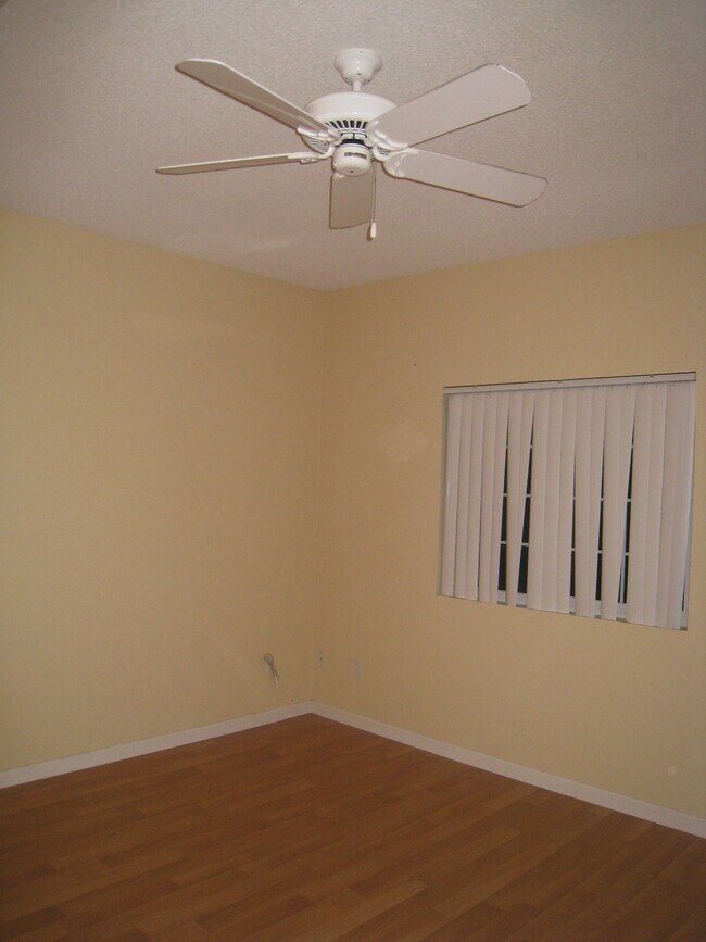 Building Photo - 17161 Alva Rd