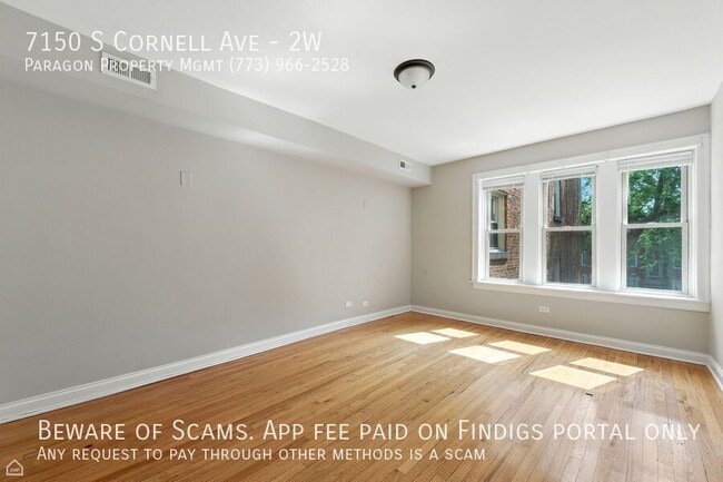 Foto del edificio - 7150 S Cornell Ave