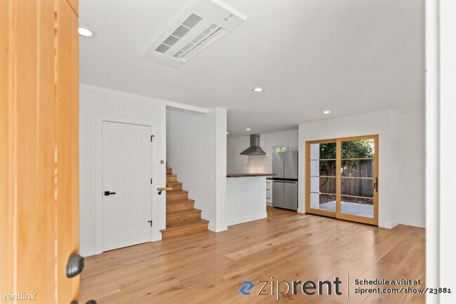 Building Photo - 3 br, 3 bath House - 912 61st St, Oakland,...