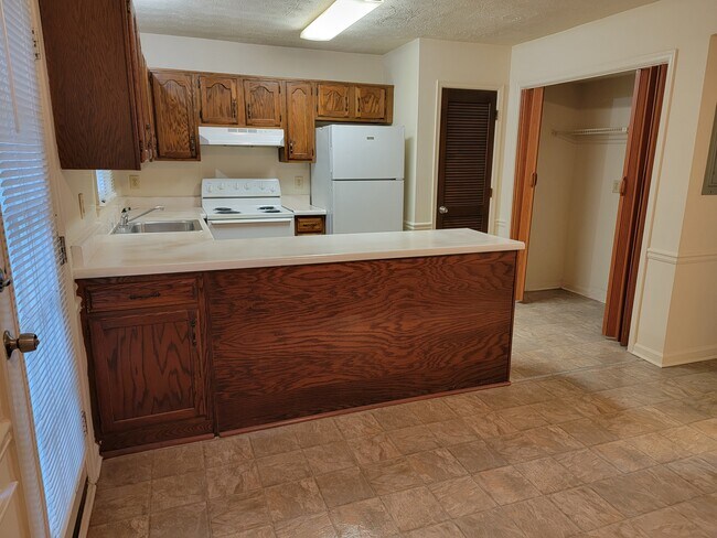 Building Photo - 4348 Redgate Rd