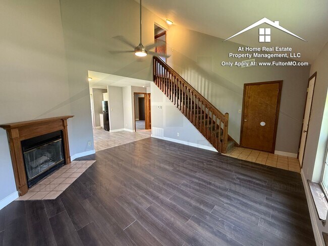 Foto del edificio - 2703 Mayflower Dr