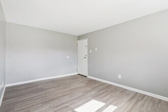 Interior Photo - Cedar Court apartments