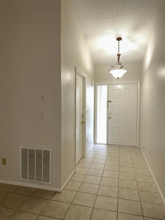 Foto del edificio - 4002 Shoreside Cir