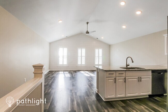 Building Photo - 244 Kings Crossing Loop, Murrells Inlet, S...
