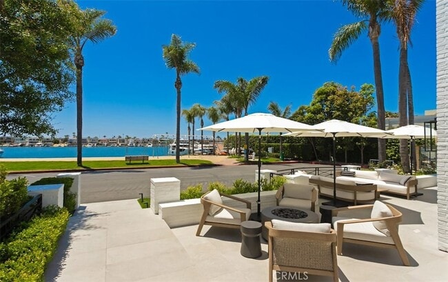 Foto del edificio - 2401 Bayshore Dr