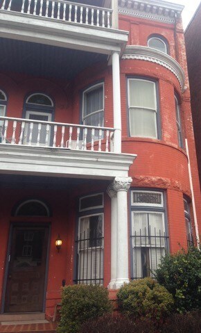 Building Photo - 1626 Monument Ave