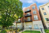 Primary Photo - 1329 W Loyola Ave