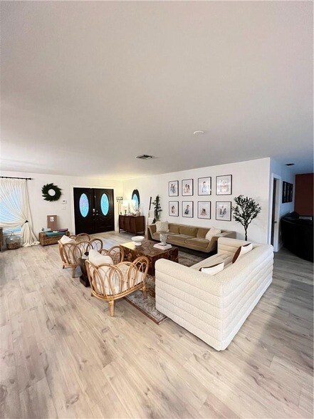 Foto del edificio - 18764 NW 89th Ct