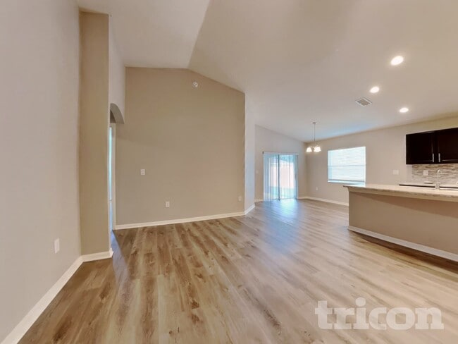 Building Photo - 8070 Diamond Creek Ln