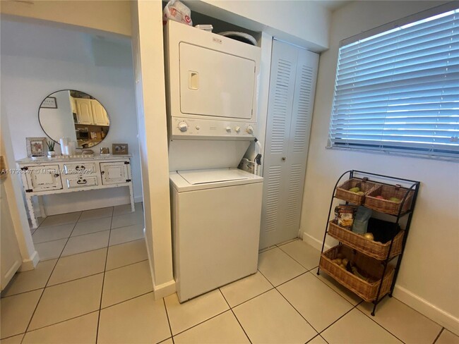 Foto del edificio - 10288 NW 9th St