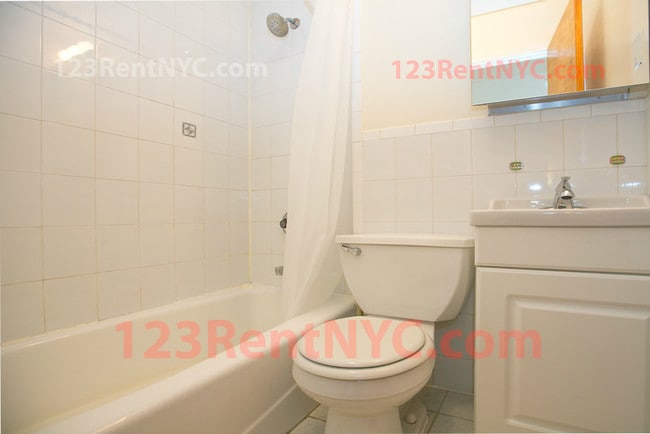 Foto del edificio - 531 E 11th St