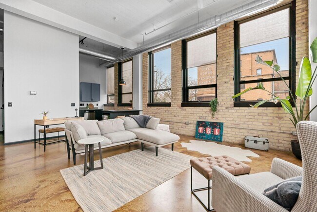 Foto del edificio - 1701 Madison Street Ne 103
