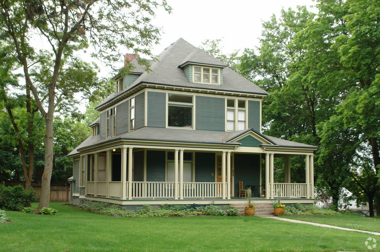 Primary Photo - 1204 S Adams St