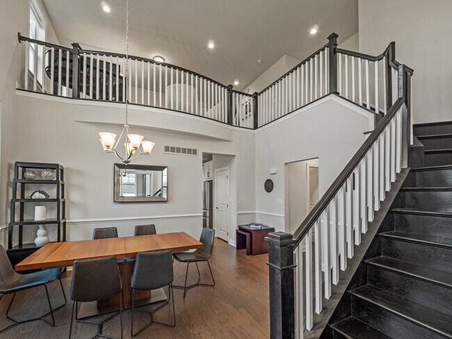 Building Photo - 3219 Brackley Dr