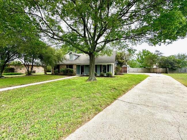 Building Photo - 8147 John Newcombe Ave
