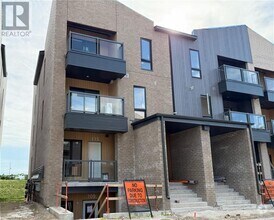Building Photo - 115 REVERIE Wy