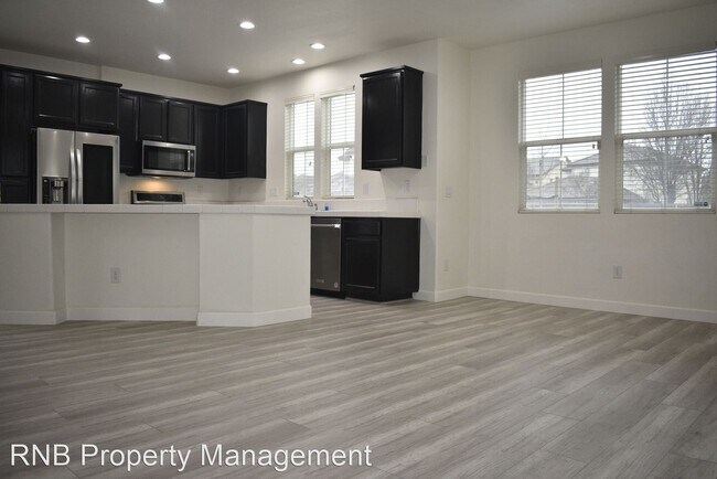Foto del edificio - 3 br, 2.5 bath House - 4931 Trouville Lane