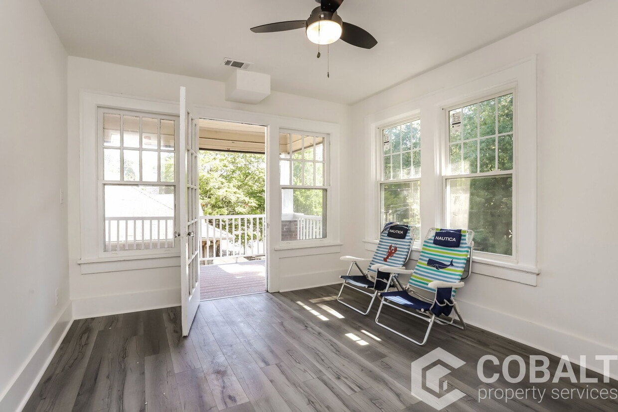 Photo - 678 Moreland Avenue Northeast