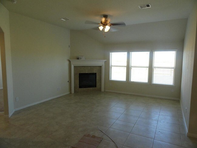 Building Photo - 28502 Jacob Bend Dr