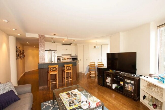 Building Photo - 1 bedroom in NEW YORK NY 10007