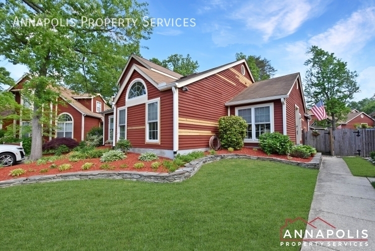 Primary Photo - 953 Windwhisper Ln