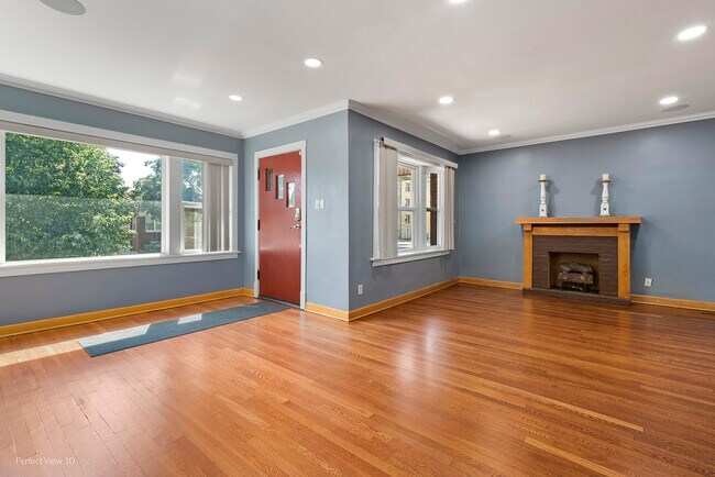 Building Photo - 2126 Cuyler Ave