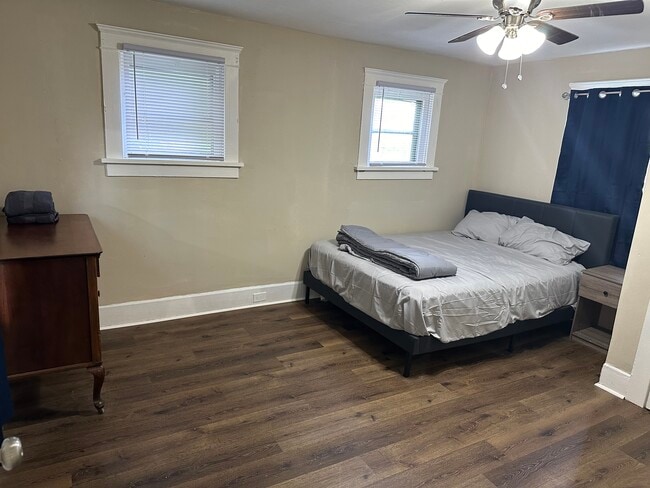 Building Photo - 447 Buffalo St