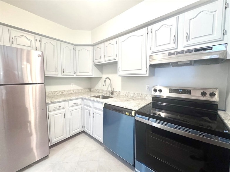 Photo - 4975 Washington Street Unit 109