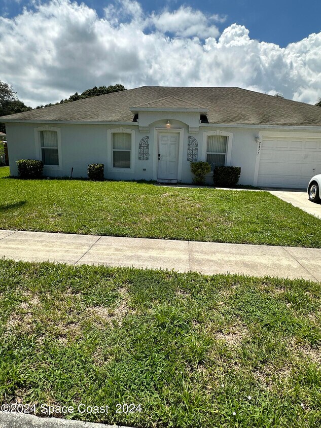 Primary Photo - 2475 Compass Pointe Dr