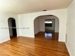 Foto del edificio - 3 br, 2 bath House - 1960 SW 32nd Pl