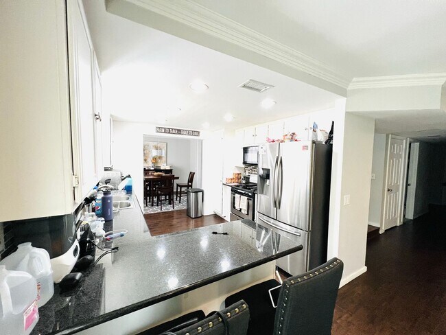 Foto del edificio - Simi Valley - 4 Bedroom 2.5 Bathroom - 10 ...