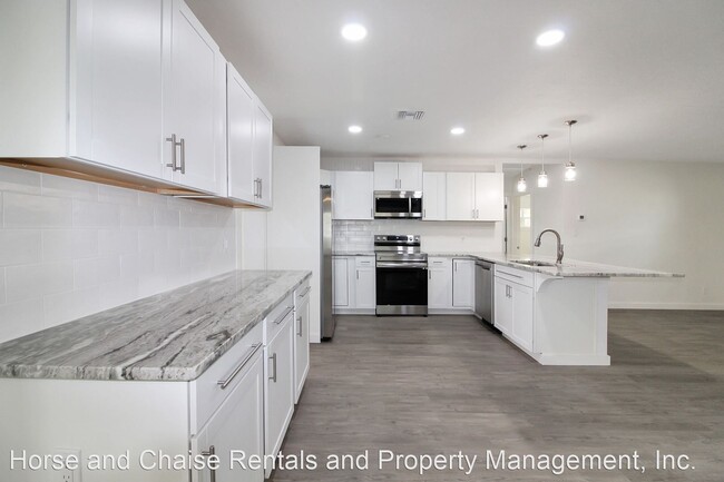 Building Photo - 3 br, 2 bath House - 2905 Lexington St