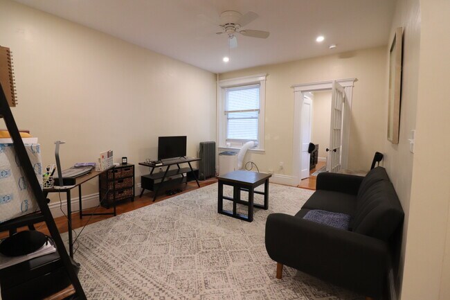 Building Photo - 30 Littell Rd