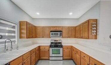 Building Photo - 1684 Spotted Wolf Ave